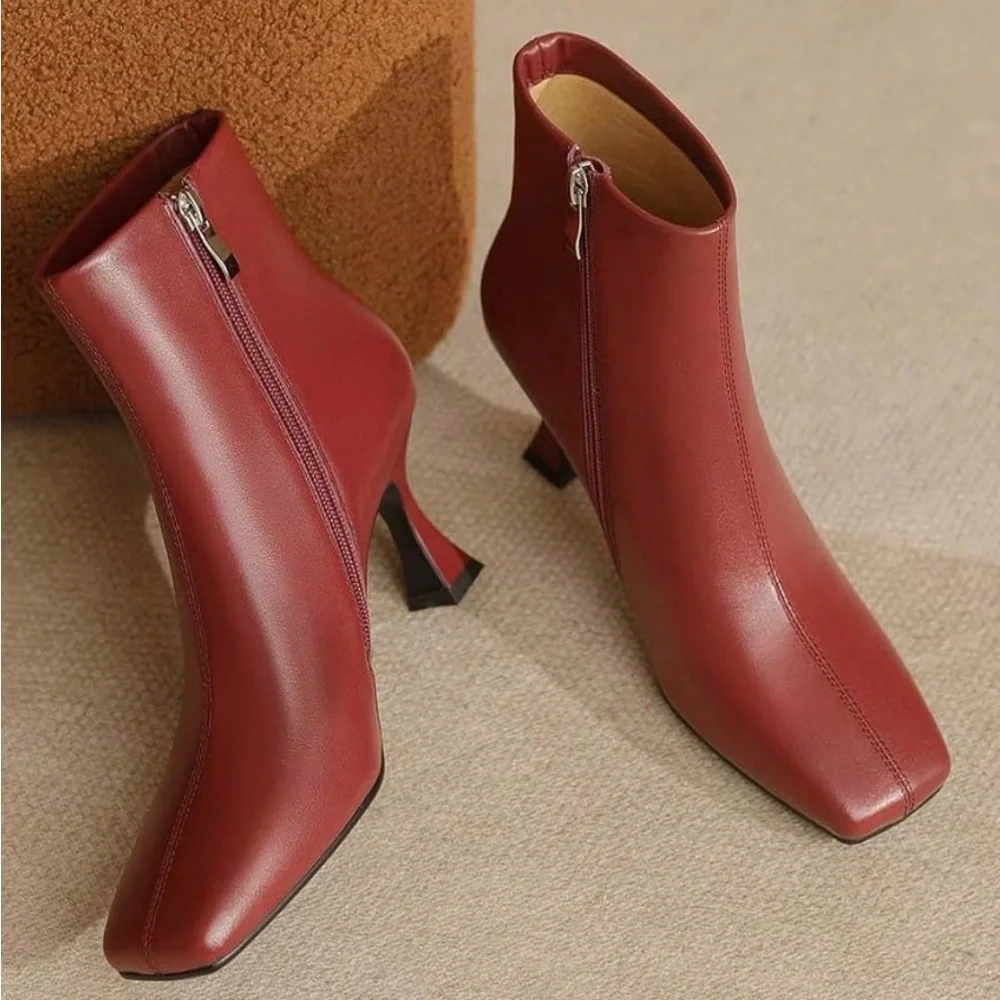 Angel Alarcon Red Ankle Boots, size 38, NIB - Picture 2 of 9